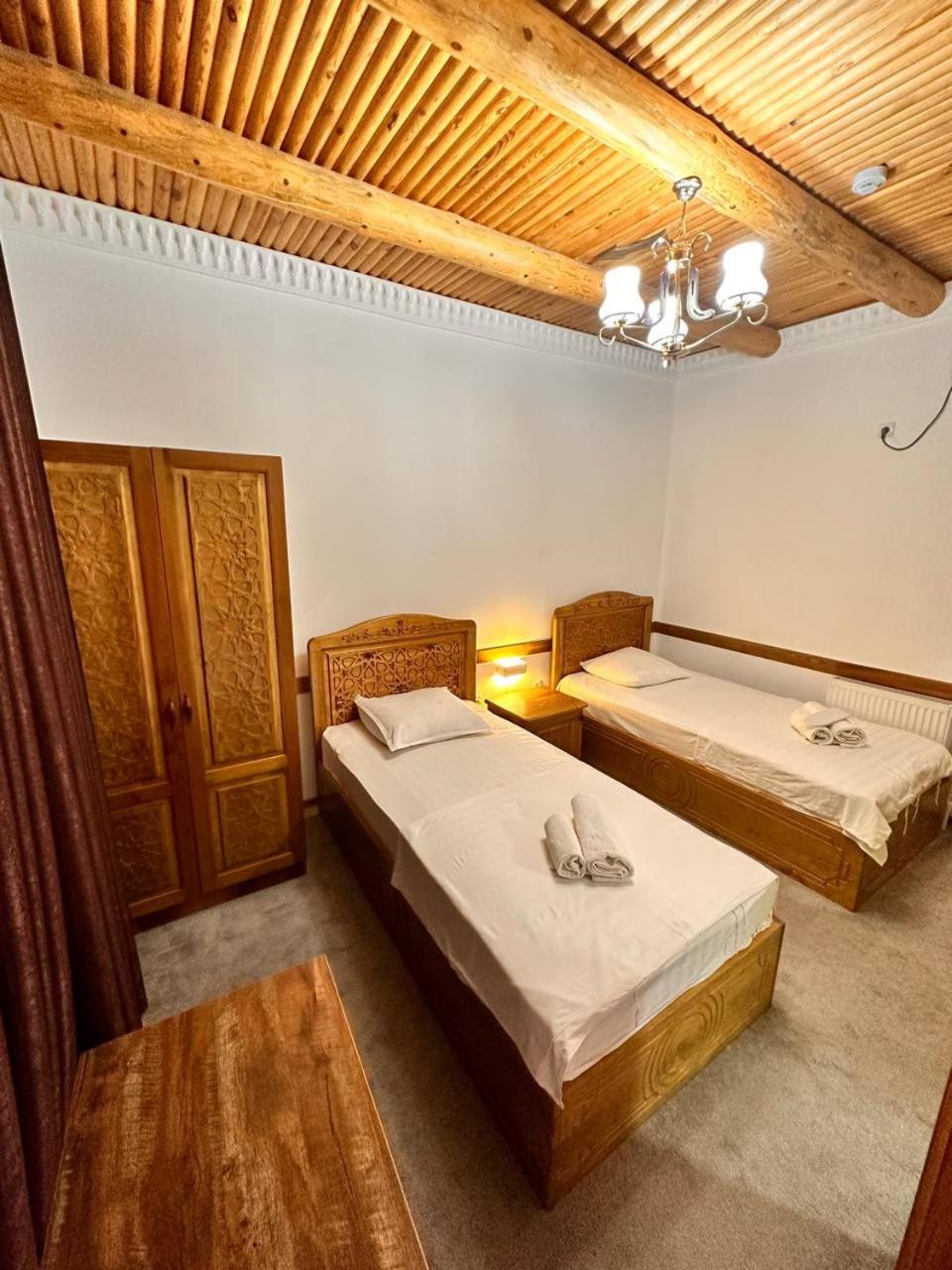 Munis Hotel Buchara Exterior foto