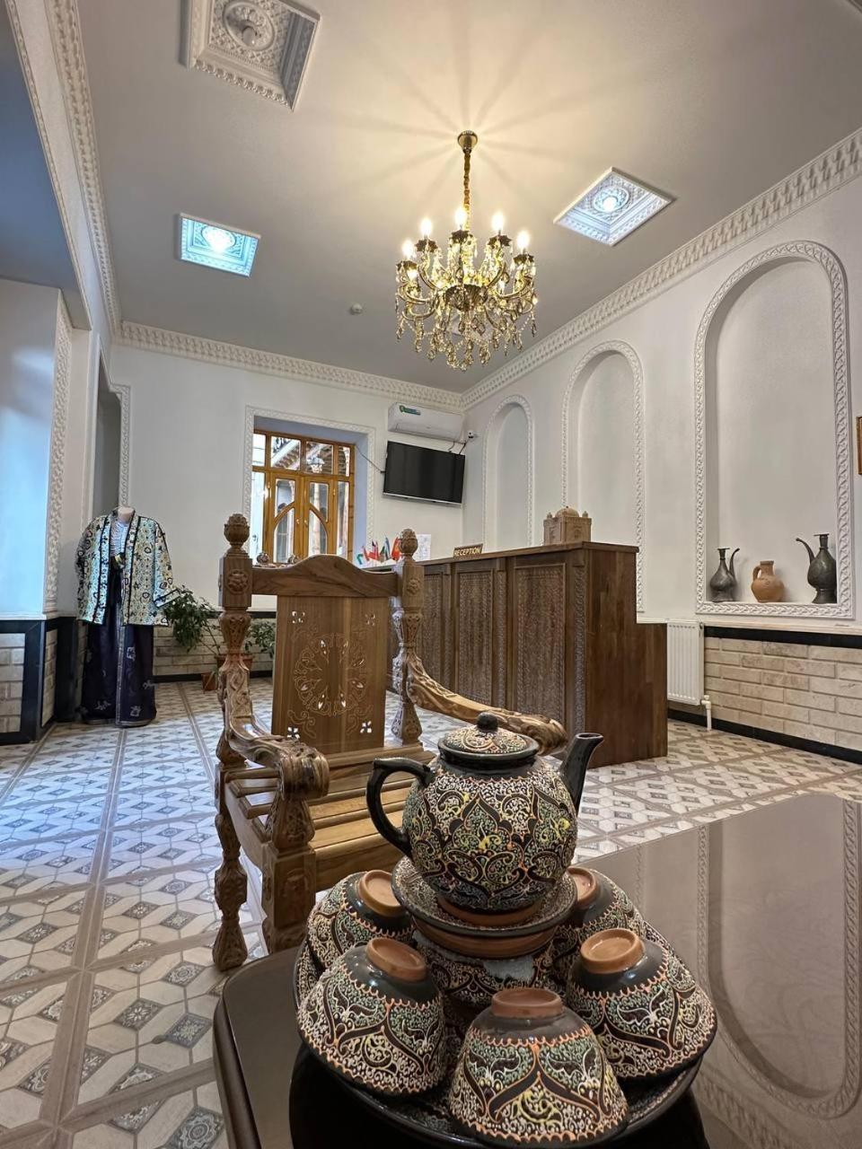 Munis Hotel Buchara Exterior foto