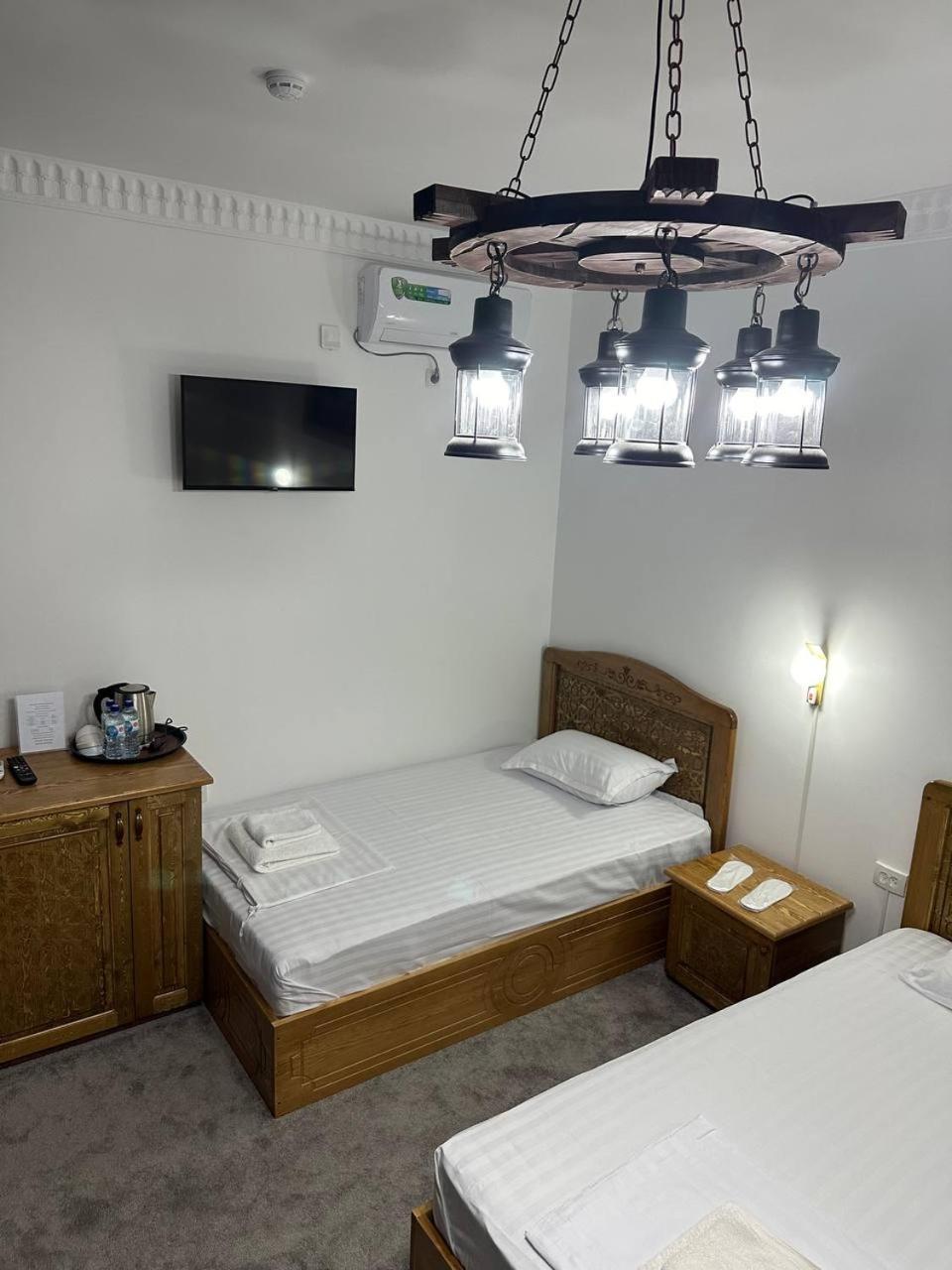 Munis Hotel Buchara Exterior foto